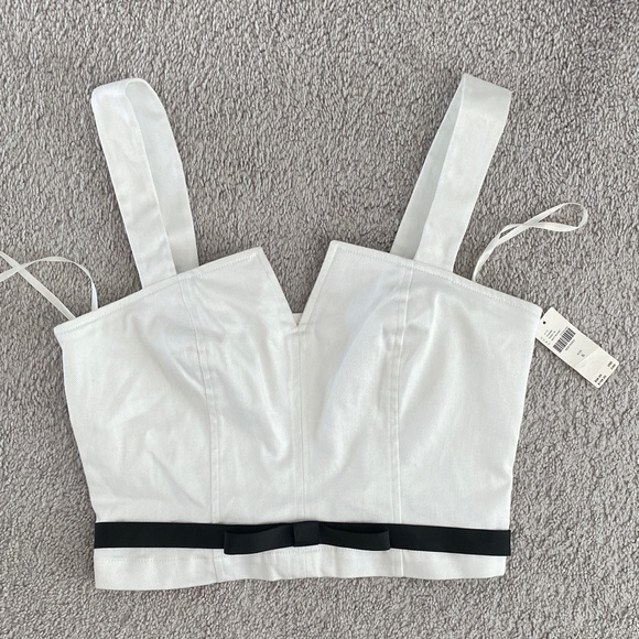 Maeve Tops - Anthropologie Maeve Crop Top size 6